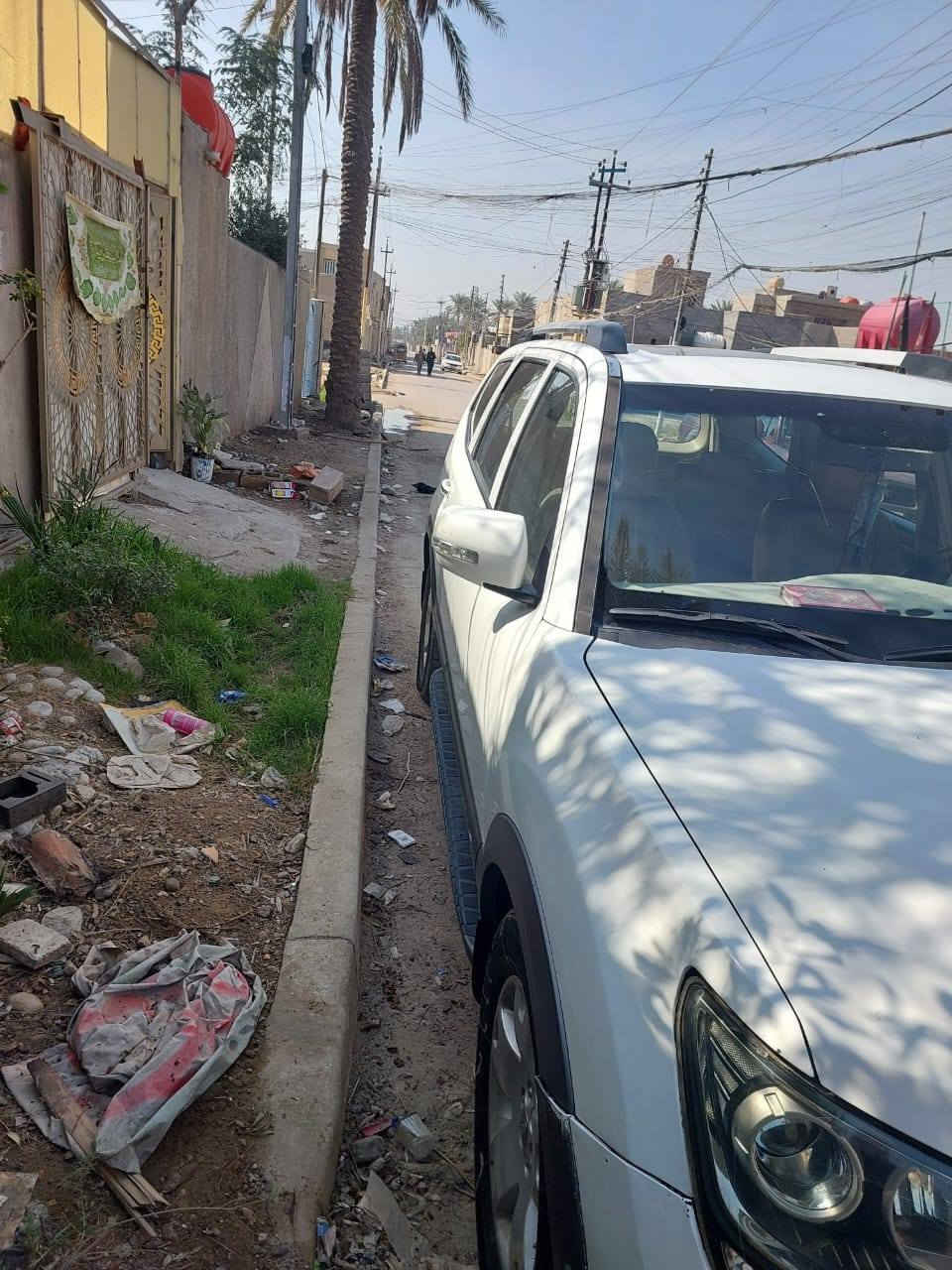 السلام عليكم 🔥😎 بيع فقط
كيا موهافي 2012 خليجي 
رقم بغداد  تحويل مباشر ب اسم المشتري 
حادث بنيد وجاملغ 
المواصفات 🔰 فول  تو ويل 
محرك 6V 3.8
بصمه ابواب وتشغيل 
فتحه سقف 
كشنات الامامي كهرباء
داخل مطعم صاج 
فور ويل
ستيرن كهرباء 
تبريد مركزي ب السقف 
7 راكب 
السعر المطلوب 135 وبيها مجال قليل وبالعافيه ع الياخذها 

 📍 مكان السياره / بغداد بوب الشام خلف سيطره الشعب 

***********
