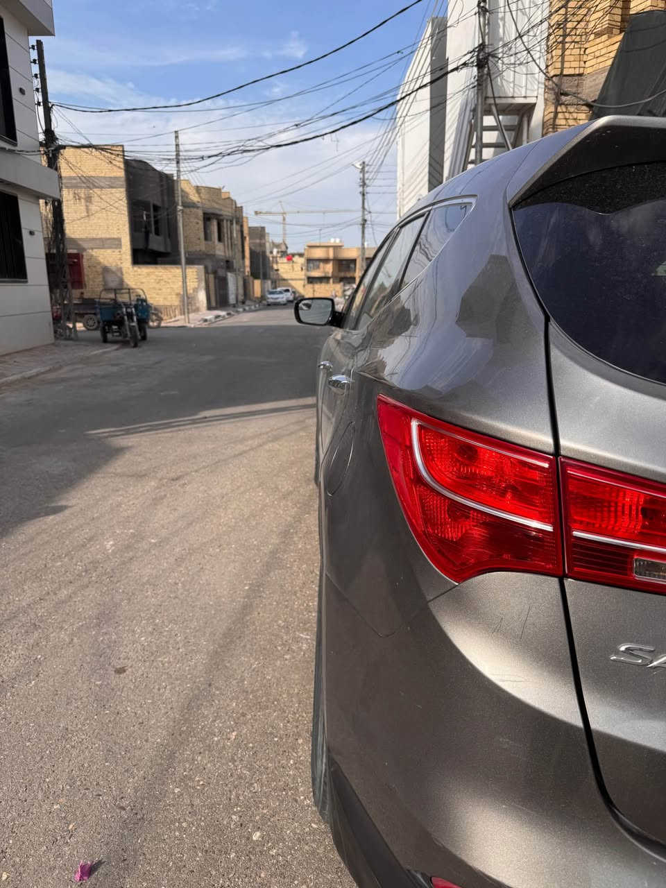 هونداي سنتافيا موديل 20016
كلين داخلة  صار بيهه ضرر بيدي  بستوتة  بدلت بنيد فقط  سطحي  السيارة جاهزة 
محرك 2400 جي
السعر 143 بيهه مجال 
*********** كربلاء, العراق
