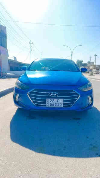 السلام عليكم الانترة موديل ٢٠١٧ وارد امريكي نص مواصفات السيارة ماشيه ١٠٣ الف حقيقي السيارة ضررها بدايت البنيد ول جاملغ او مصبوغة اربع قطع بدون داوخل شخوط السيارة جاهزة كير مكينه صدر مكفولات السيارة بأسمي *********** السعر ١١٥ $
