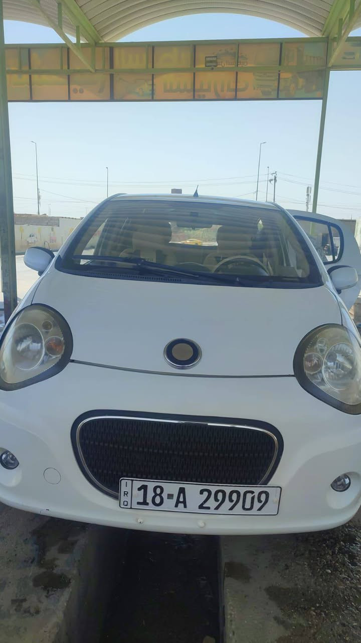 جيلي باندا  2013
رقم جديد سنويه  جديده لحد 2030
تخم تاير جديد 
حداديه جديده
دوشمه جديده 
مكينه وكير ممتازه 
اوتوماتيك 
شاشه كامرا خلفيه
سياره مكفوله 
بيه فقط بارد بلباب جه السايق وباب الوره راجع حار 
سياره جاهزه من كلشي  
مكان السياره ديوانيه 
السعر 49 وبيهه مجال
مكلف بالنشر 
للاستفسار الاتصال ***********
