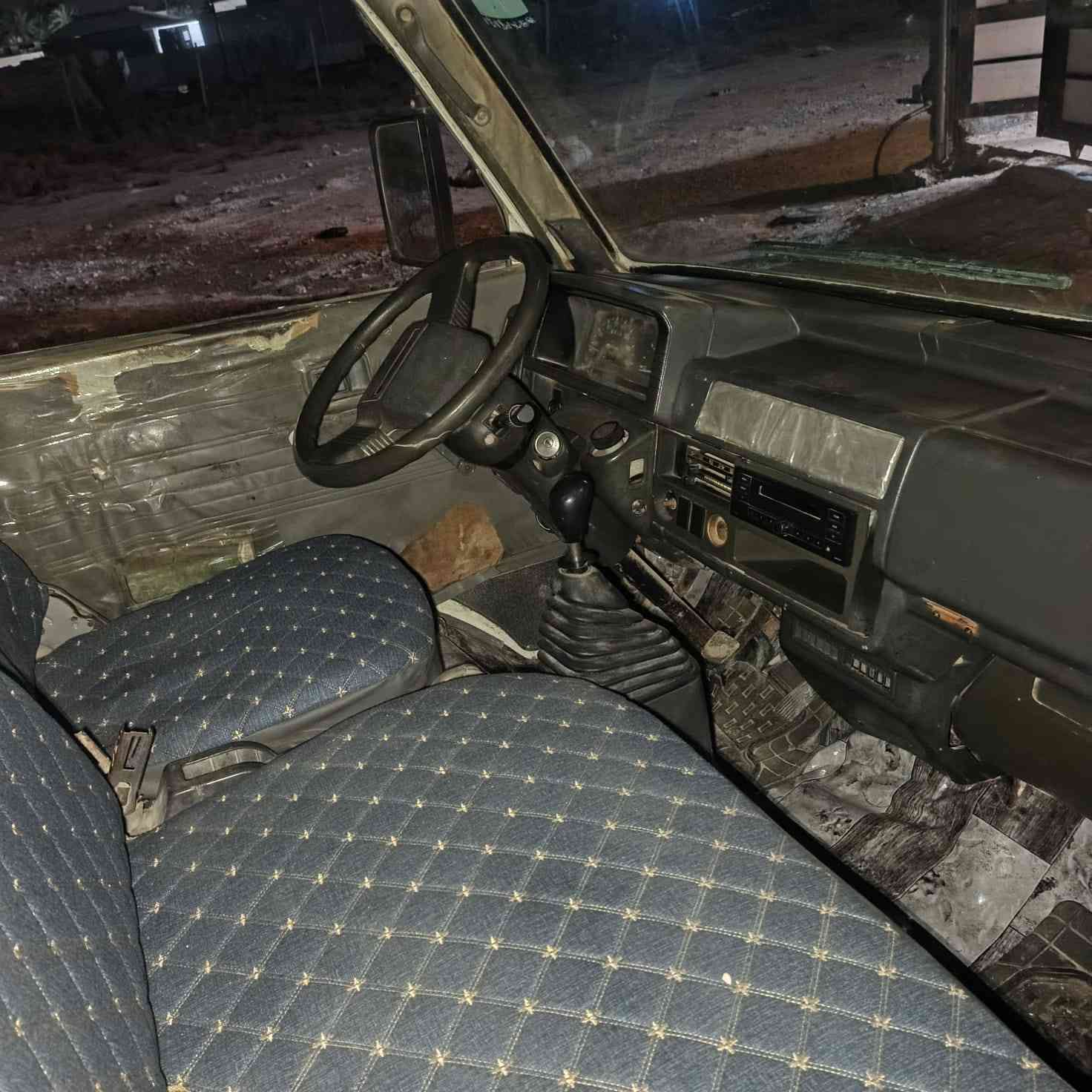 كيا بنكو موديل 94 تك قماره معمره وكامله كير مكينه شاصي أكسل مكفولات رقم انكليزي بغداد الطويله 8 جنكال العنوان بغداد اليوسفيه ناحية الرشيد رقم التليفون ***********السعر 44 وبيها مجال
