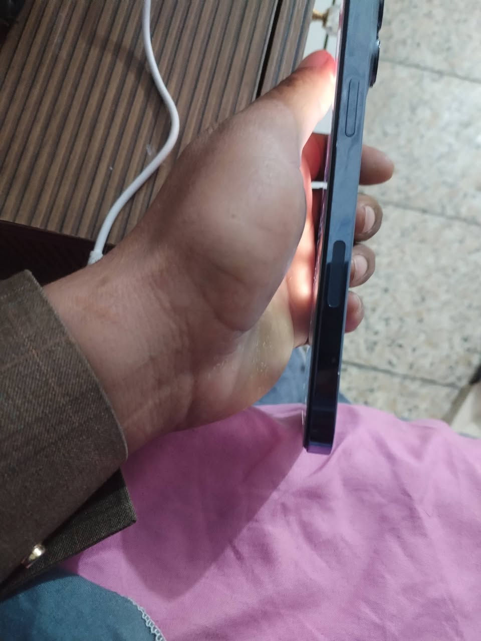 13 برو ماكس تفاصيل بالصور مكاني غزاليه 700وبي مجال ذاكره 256جهاز مبدل بي فقط شاشه اصليه
***********
