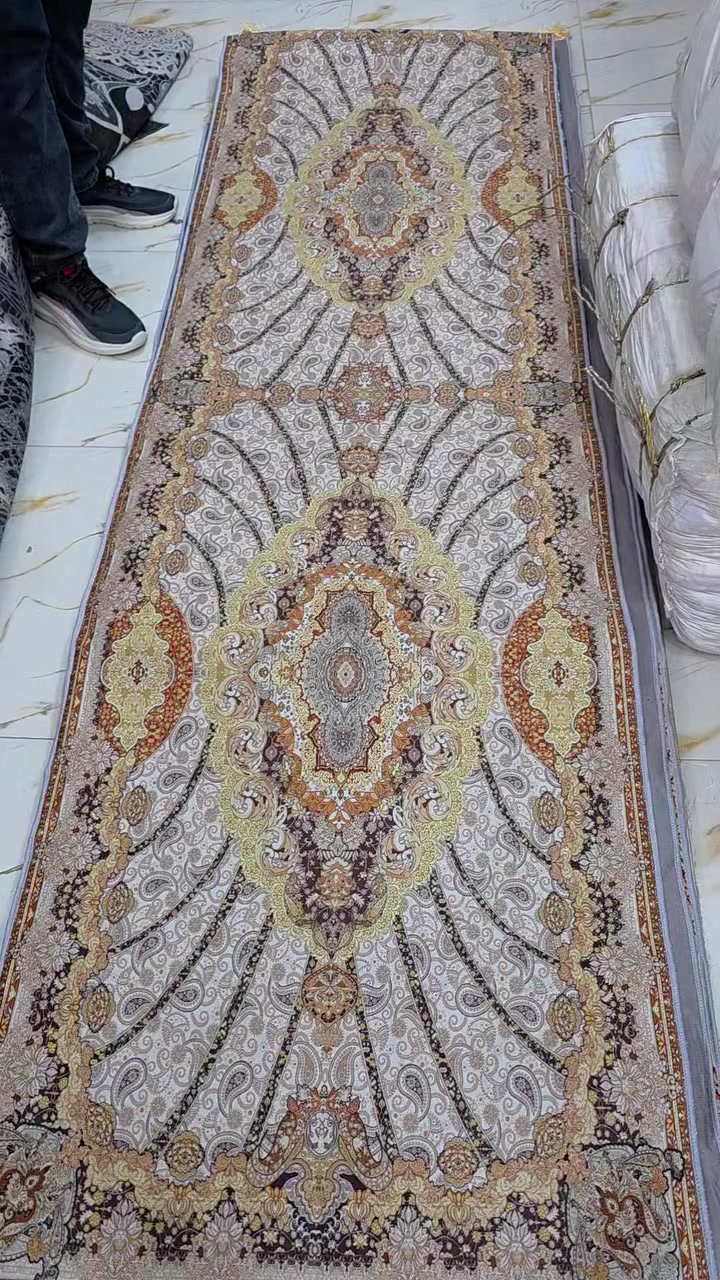 يالله اللهم صلي على محمد وال محمد وصول مده اثريدي                القياس 3,متر صافي مانع انزلاق جمالات                                                 السعر الزوج 12الف                                                                 العنوان الناصريه قضاء النصر شارع المجمع السوري                      هاتف ***********.     يوجد توصيل
