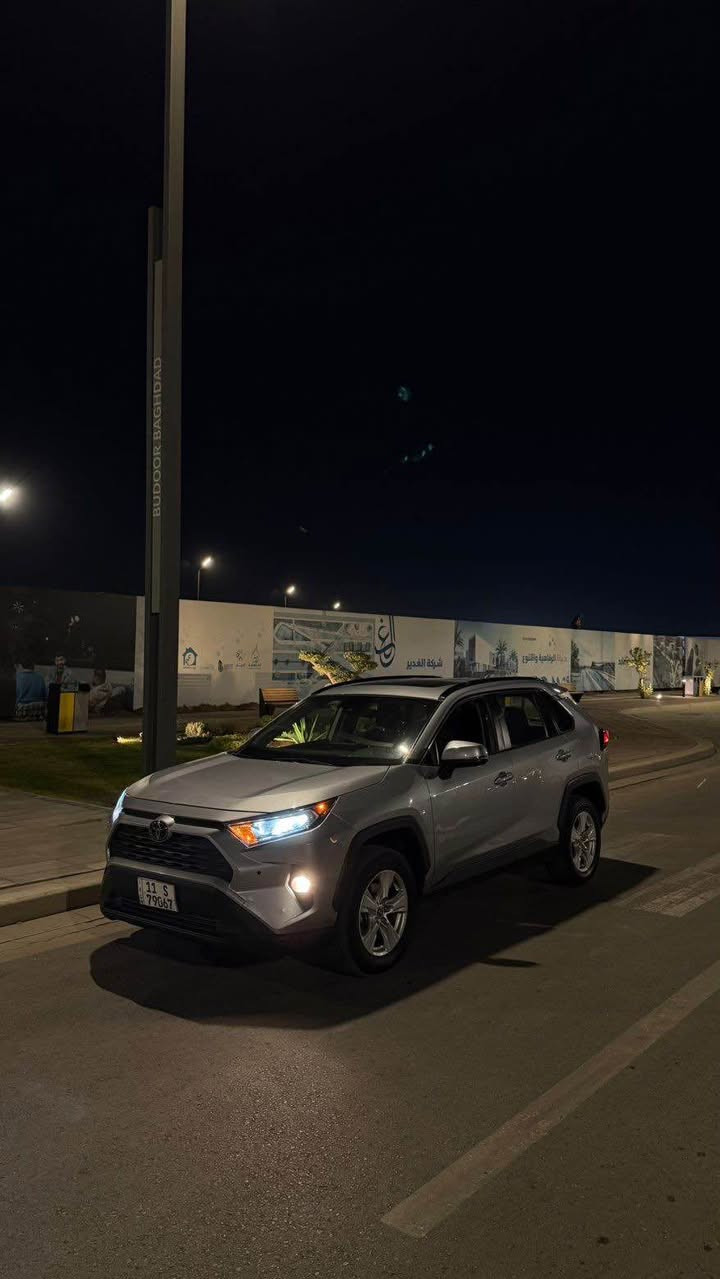 السلام عليكم راف فور موديل 2022 فئه XLE  فول مواصفات 
الكاميرا الخلفية

الكاميرا 360

باب خلفي كهربائي

تدفئة المقاعد

مستشعر وقوف السيارات

شاشة

فتحة سقف

وسائد هوائية 2

مقاعد كهربائية

مصابيح زينون أمامية

الوسائد الهوائية 8

البدء عن بعد

أبل كاربلاي

مقاعد الصف الثالث

الدفع الرباعي

ذاكرة المقعد

تبريد المقاعد

رادار

عجلة القيادة ساخنة

مراقب النقطة العمياء  
شاحن لاسلكي

مصباح ضباب

مصابيح أمامية LED

مساعد صعود التلال

مثبت السرعة

أندرويد أوتو

تبريد خلفي

 حادثه جاملغ صبغ  و شويه بالبنيد فقط  بدون ايرباك ( يعني  الايرباك مطاك )  شواصي لغد كلها مكفولات 
 العنوان بغداد اليرموك *********** بغداد, العراق
