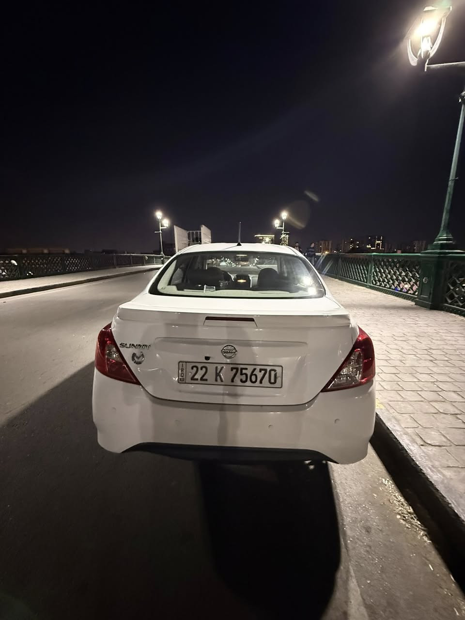 نيسان صني هندي موديل 23 بيهة قطعةباب صبغ وجاملغ مبدل صفحة اليمنة للبيع سعرهة 112 وبيهة مجال  السيارة اربيلية وباسمي تحويل ثاني يوم   
*********** واتساب
