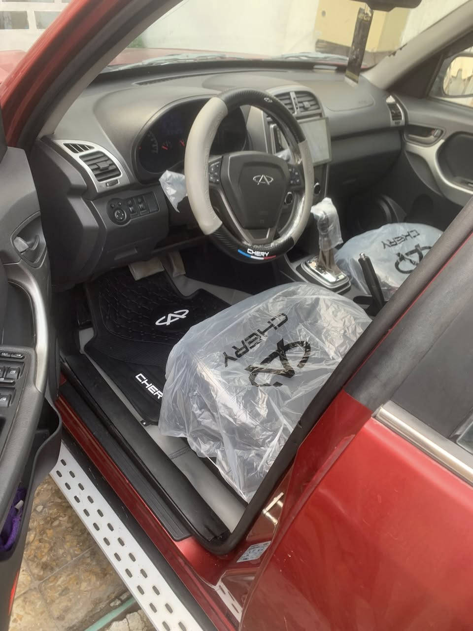 سلام عليكم تيكو موديل2014/استلام 2015 لون ماروني دواخل اسود+رصاصي (شرط اخت الزيرو )
سيارة على وضع الشركة 
سيارة جديدة لوك شرط كلها شركة
(بيه ملاحظات بسيطه)
ماشية 33الف
استخدام شخصي
رقم بغداد  ابسمي 
سيارة مكفولة كفالة عامة لا ضربة لا تبديل سيارة بلادية وكلش حلوة وسيارة جاهزة وخير من اللّٰه كل نقص مابيها 
حجم المحرك 2000 كير ميكانيكي المرغوب سبير جديد بعده منازل تبريد ثلج /شاشة  داخلها نضيف سيارة جاهزة بدون اي نقص مكان السيارة بغداد
رقم الهاتف***********
سعر السياره 78 قفل
الرجاء فقط شراي يتصل
