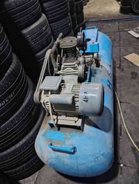 كمبريسر ٥٠٠ لتر جديد استعمال قليل عل فحص للاستفسار ٠٧٨٧٧٥٤٦٦٨٨