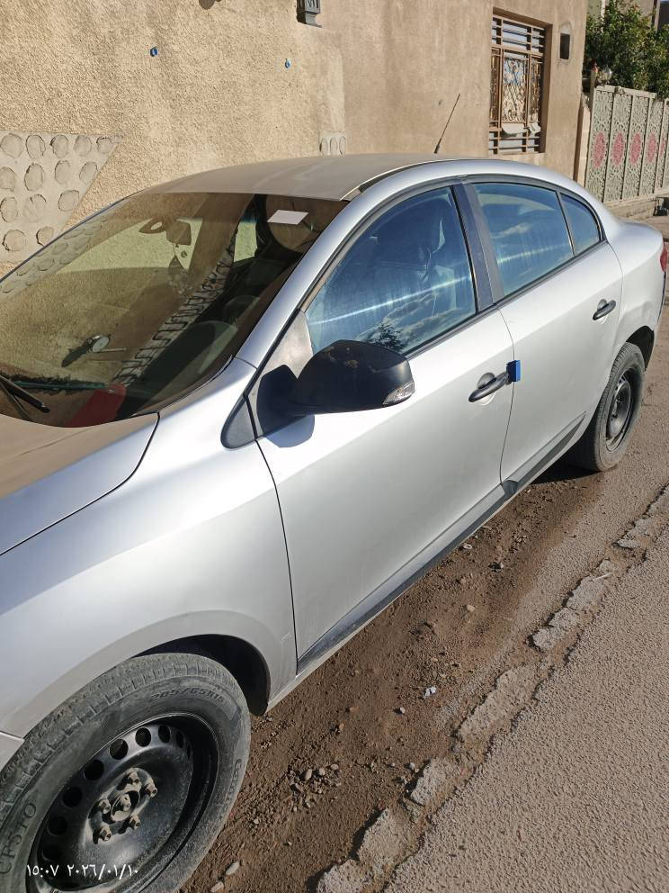 سلام عليكم رينو فلورنس موديل 2012 بسمي السنويه هزه جديده داخل نضيف صدر جديد مشط حاويه دبلات دسكات كله جديد  صارله شهرين شديته شاشه اصليه شادله مبدل باب وجاملغ عكس السايق بدون دواخل بيه طخات خفيفه بل كشر يرجعن بارد مكاني الكريعات السعر 57  للستفسار اكثر *********** بغداد, العراق
