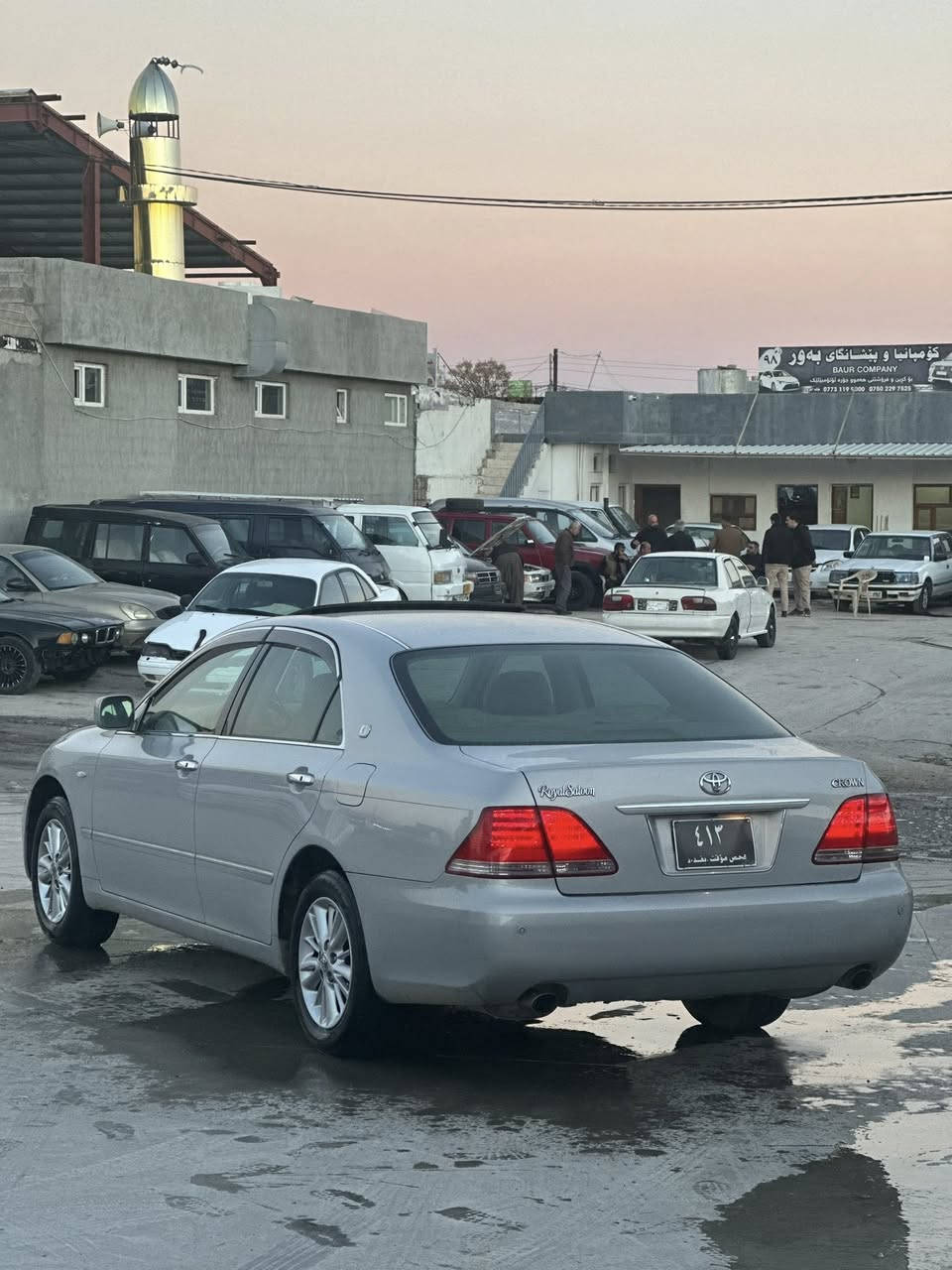 Shahina 
شاهینە 
سەیارەکە ساخە
مەکینەو گێڕی بچوک بە بچوکە 
سڵایدە
ئاوێنە کارەبای
٤ تایەو ویلی تازەی لە سەرە
تەبریت ساردو گەرمی بەسراوە 
سپێری دا نەگیراوە 
سەیارەکە بۆیاخی نیە
سەیارەکە یەک هەزاری مەسرەفی تیا نیە 
دەعامی بۆ دەعامی بە شەرت
نرخ ٧٧$ گەڵاو مەعامەلە
بۆ زانیاری زیاتر پەیوەندی بکە بە(***********)
