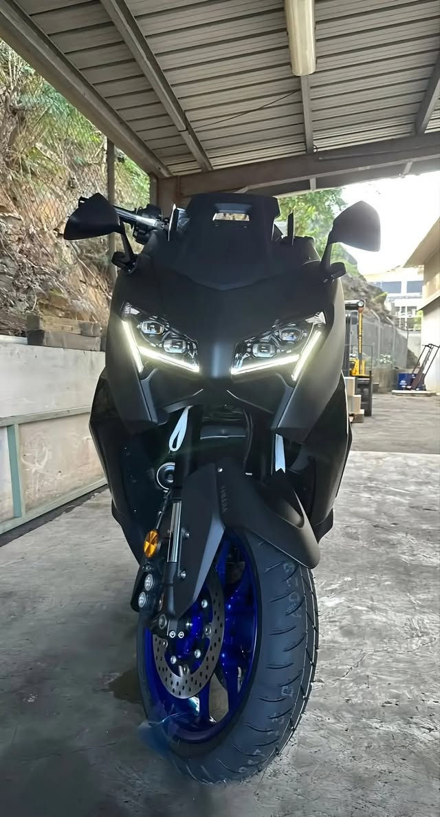 السلام عليكم اخواني 👋🏻✨
الي يحب يستورد دراجات او ادوات مال دراجات كافه نستوردها الكم والي يحب يشوف هاي قطع دراجات تي ماكس tmax موديل 26 مواصفاتها معروفه مال رمبه جديد الي يحب يستورد دراجه او اكثرر الدراجه اوراقها كامله وغراضها كامله وبيها ضمان سنه  تدخل باسمك وتترقم سعر الدراجه 220 ورقه وبيها مجال بس العليك تدفع 6 ورقات فلوس الشحن من اليابان لحد متوصل الباب بيتك تدفع الباقي والشحن يطول من 24 يوم الى 30 يوم الي يحب يتفضل خاص او يراسلني على الواتس اب *********** ونتفق على التفاصيل 😇🤍

#العراق #اليابان #دراجات #اكسبلور  #ترند
