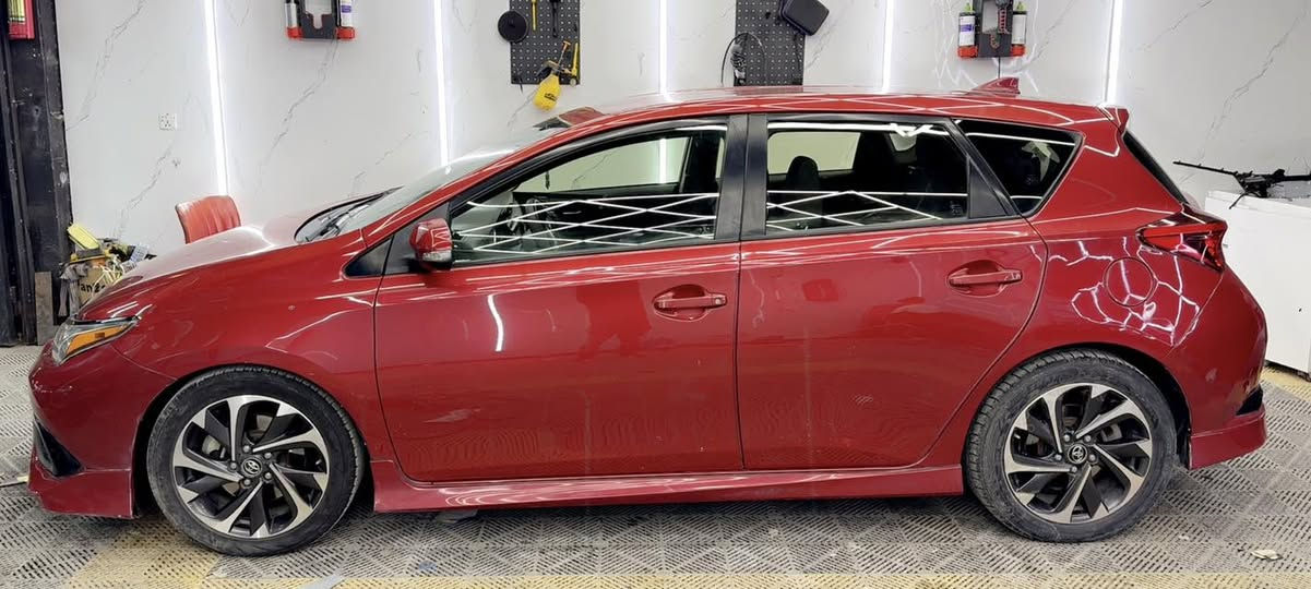 السلام عليكم 
كورلا im هاش باك 2017للبيع
وارد امريكي حادثه جاملغ امامي ايمن حادث امريكا
وبيها طخه بلجاملغ الخلفي وانصبغت على كدها فقط 

مكينه 1800
تبريد بيانو 

وبقيه المواصفات معروفه

رقم بغداد بأسمي 
مكانه بغداد الدوره
السعر 117$

***********
