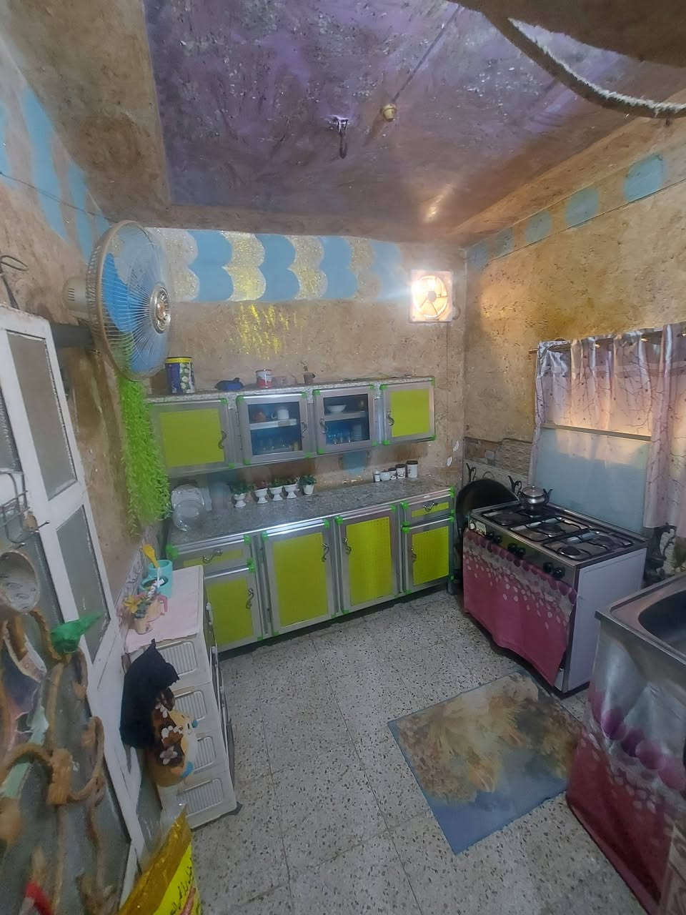 بيع مستعجل بيع مستعجل

دار طابو زراعي سند 25 مشمول بالتطويب 
وبي وصل بلدية مساحة البيت 128 الواجهة 8 نزال 16
و الحديقة ومحل مساحة 100 متر المحل مؤجر حالياً

العنوان طريق السنيه عمود 636 
مقابيل موكب سيد يوشع قرب معمل الاصباغ

يحتوي على

غرفتين نوم 
صاله + مطبخ
صحيات داخليه وخارجيه

البيت نضيف وعالي عن الشارع

المنطقة مخدومه عوزها بس تبليط

السعر 25 وبي مجال

الشراي يتصل

***********
*********** واتساب
