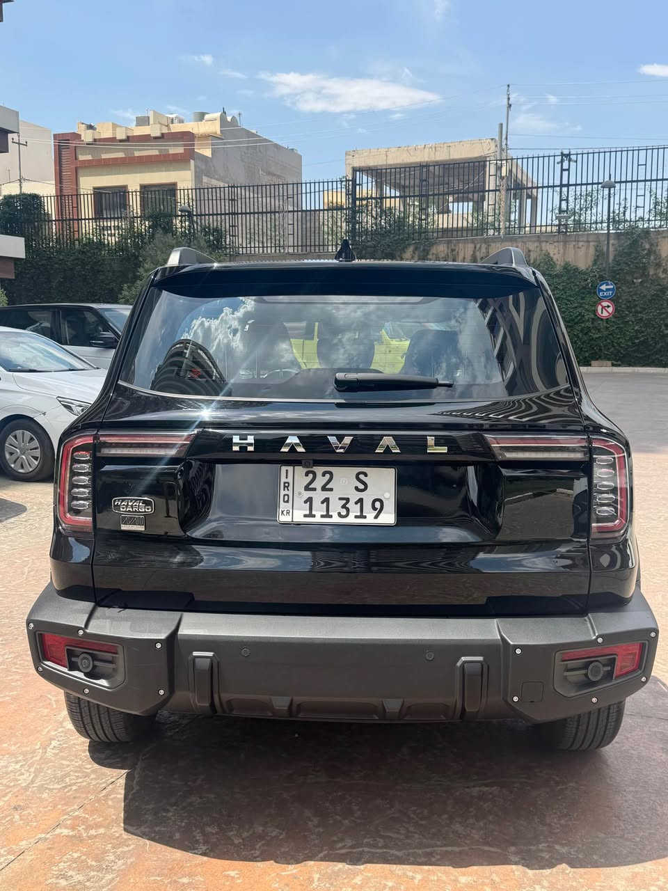 🚗 للبيع – هافال دارجو 2024 

✨ سيارة مميزة بحالة ممتازة وما زالت تحت كفالة شركة هافال الرسمية.

🔹 موديل: 2024
🔹 نظام الدفع: أمامي (FWD)
🔹 الممشى: 29,000 كم
🔹 محرك قوي واقتصادي
🔹 ناقل حركة أوتوماتيك
🔹 تصميم عصري وجذاب
🔹 شاشة ومواصفات حديثة
🔹 أنظمة أمان متطورة
🔹 ما زالت تحت كفالة الشركة

💎 سيارة نظيفة ومجهزة بالكامل، توفر الراحة والأداء المميز للاستخدام اليومي والسفر، وجاهزة للمالك الجديد.

📞 للاستفسار أو المعاينة، يرجى التواصل على الرقم المرفق.

0776 905 6111 

#هافال_دارجو #Haval_Dargo #للبيع #أربيل #سيارات_للبيع #SUV 🚗✨ أربيل, العراق
