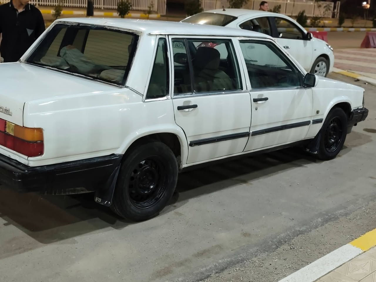 740موديل 90كيرومكينه ونجي تخم تاير حداديه جديده منظومة تبريد ياباني كامله رقم نجف سنويه لل27 مكاني ناصرية مركز سعرها 30وبيها مجال للاستفسار ***********
