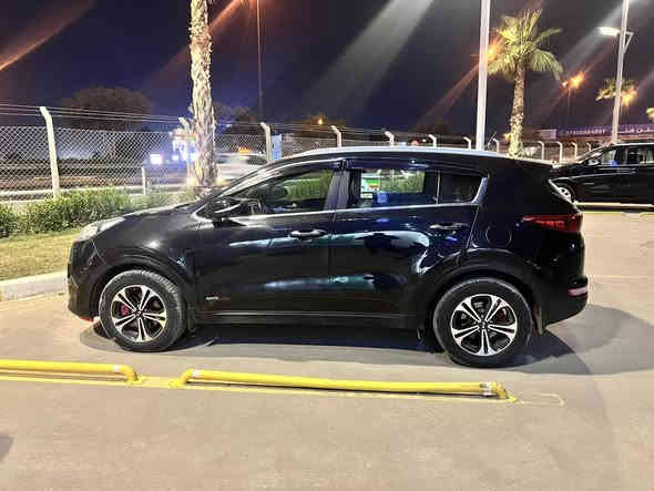 كيا سبورتج خليجي مواصفات ايراني فول اعلى فئه موديل ٢٠١٧ محرك gdi ٢٤٠٠ ماشيه ١٥٠ الف كيلو
يها صبغ جاملغ وبنيد بدون دواخل ( دواخل مكفوله)
بقيه السياره مكفوله من الصبغ السونار منشور ويه الصور محرك وكير جاهزات بدون اي مشكله
بي ثل، صدر امامي خلفي جديد تخم تاير جديد واصل ي
رقم اربيل الدولي الجديد هزة جديدة سنوية جديدة 
السعر : 157
***********
