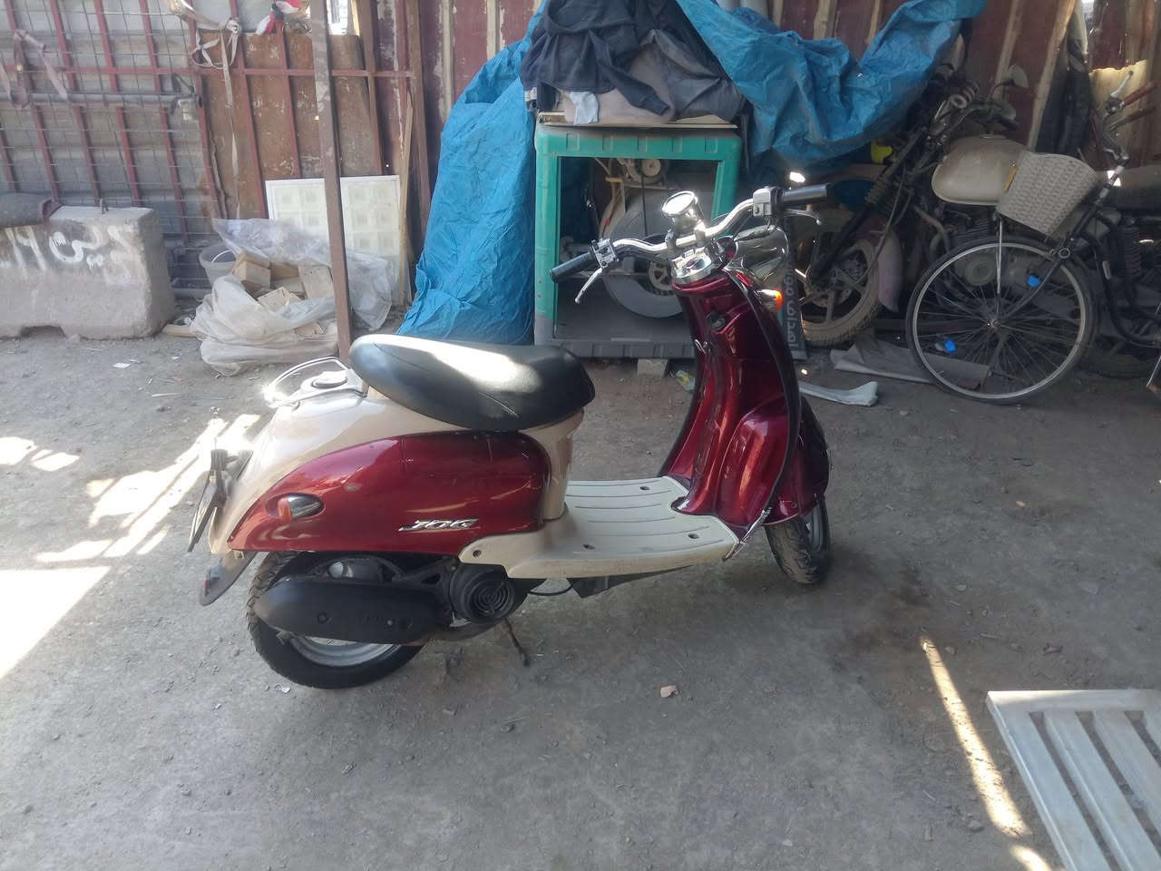 السلام عليكم كلاسك نثيه جديده نقص باتري فقط السعر ٣٠٠ وبيها مجال بسيط السكن البنوك ل


**إذا كنت صاحب هذا الإعلان وتريد حذفه لأي سبب، رجاءا أرسل رسالة إلى الدعم الفني**