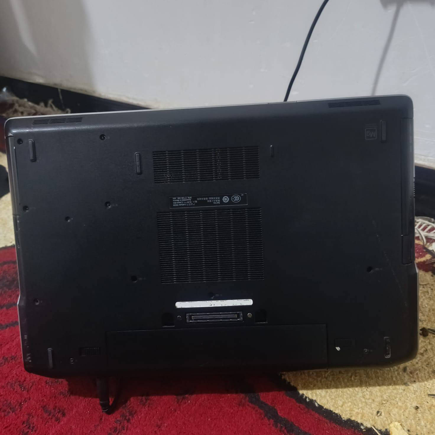 لابتوب نظيف للبيع معرف يا جيل السعر خاص  ***********
