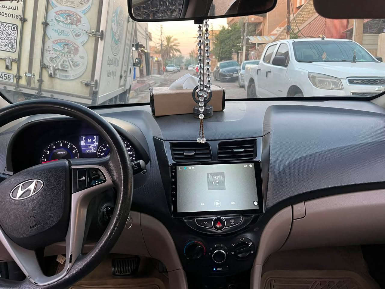 🚗 للبيع – هيونداي أكسنت 2016

* الموديل: 2016
* المحرك: 1400 سي سي
* القير: أوتماتيك
* اللون: أبيض
* الممشى: 147 ألف كم

السيارة بحالة جيدة وجاهزة للاستخدام، اقتصادية في الوقود ومناسبة للاستعمال اليومي.

📍 العنوان: بغداد – الغزالية

💰 السعر: 80 (قابل للتفاوض بالمعقول)

📞 للتواصل: ***********

الضرر مبين في الصور
