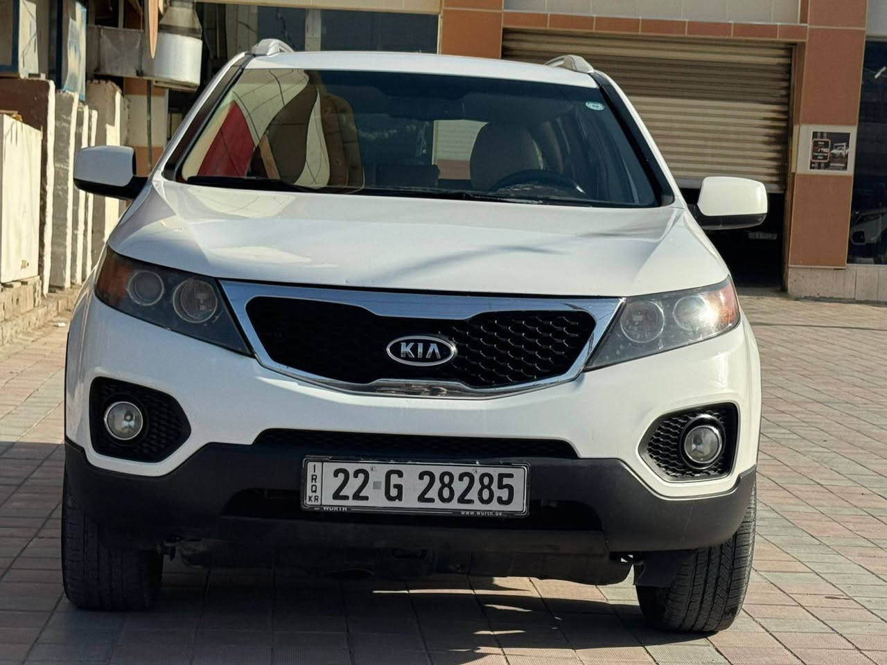 كيا سورنتوا 2012
7 راكب 
4 سلندر  2400 محرك دوش 
رقم اربيل 
للبيع السيارة كلش نضيفة 
السعر 150 وبي مال للشراي 
الامانة عندي ضرف ومستعجل على بيعتها
للاستفسار الاتصال   (***********)
