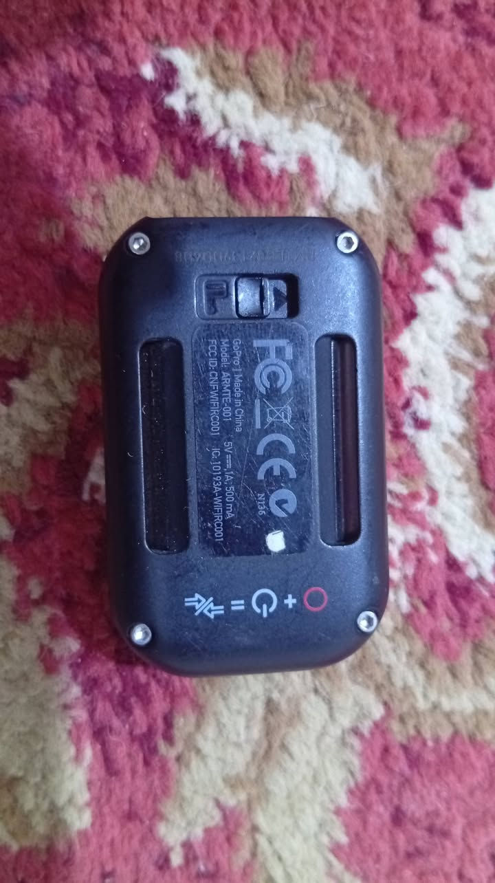 عندي هاي القطعه اعتقد ريمونت للكامره
بدون شاحنه طوني بيهه سعر الي تفيده


**إذا كنت صاحب هذا الإعلان وتريد حذفه لأي سبب، رجاءا أرسل رسالة إلى الدعم الفني**