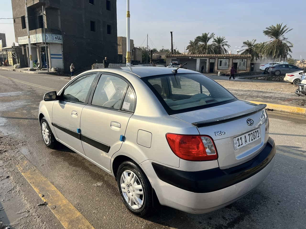 كيا ريو 2009 خليجي مكينه 1600 كير اوتو بيه رش جاملغ امامي عكس السايق بدون فتح ولا معجون فقط رشه 
السعر 85 .مع المجال مكانه سماوه 
***********
***********
