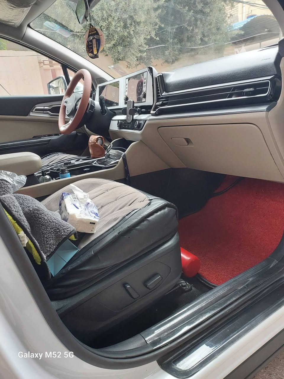 سلام عليكم أسبورتج خليجي موديل 2024 بسمي مري شفط كشنات بيجي كشنات كهرباء جهتين  رقم موبايل ***********  سعرها 225 ورقه
