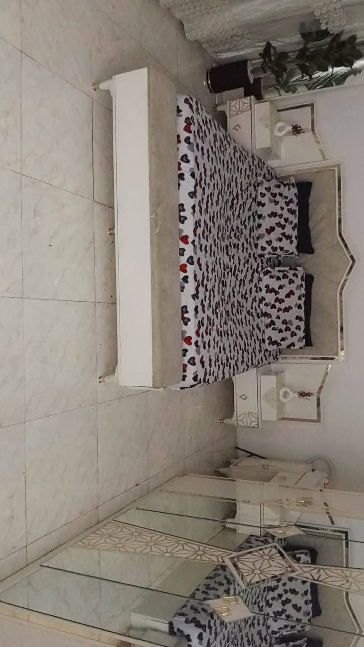 غرفه نوم تركي جديده ما بها اي عيب بمليون وربع سرير اطفال ب 50 سرير نفر ب 60 تخم شازلون ب 50 رفوف ب 25وغساله هايسنس حجم 18 كيلو ب 250عنواني بغداد الدوره ابو دشير


**إذا كنت صاحب هذا الإعلان وتريد حذفه لأي سبب، رجاءا أرسل رسالة إلى الدعم الفني**