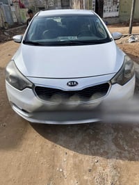 سيراتو 2013 فول مواصفات ✅عدا البصمة والفتحة السعر 115  07828981171