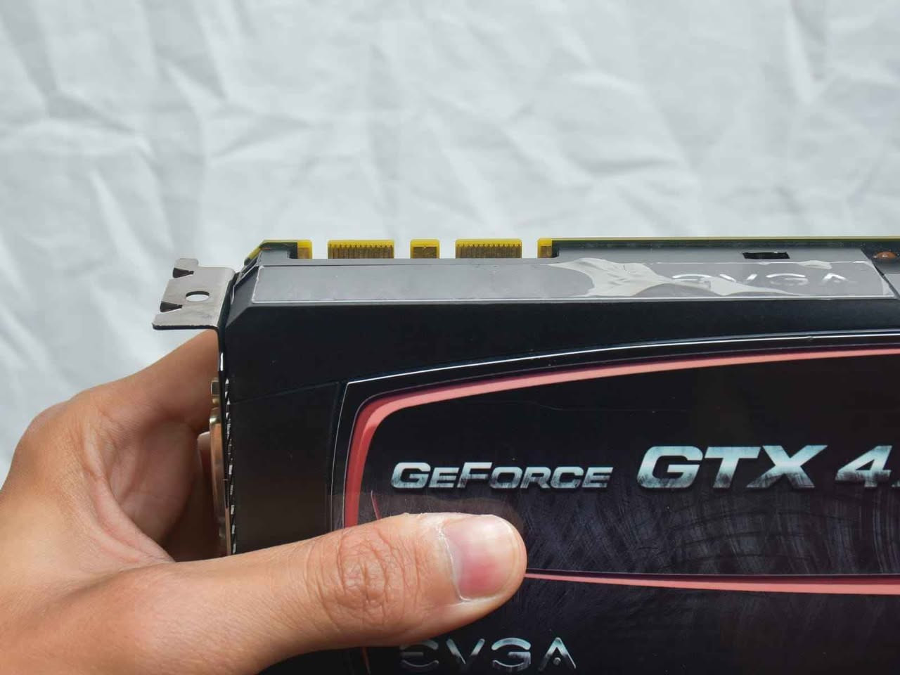 كرت evga gtx 470
شغال بدون مشاكل


**إذا كنت صاحب هذا الإعلان وتريد حذفه لأي سبب، رجاءا أرسل رسالة إلى الدعم الفني**