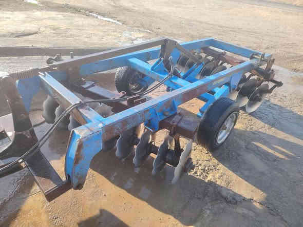 دسك للبيع حجم 18 مابي قطرت لحيم المكان الحويجة الاستفسار على الارقام  *********** اثير ***********
