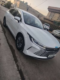 بي واي دي دسترويل للبيع موديل ٢٠٢٥ السياره مبيها اي اضرار ع وضع الشركه...