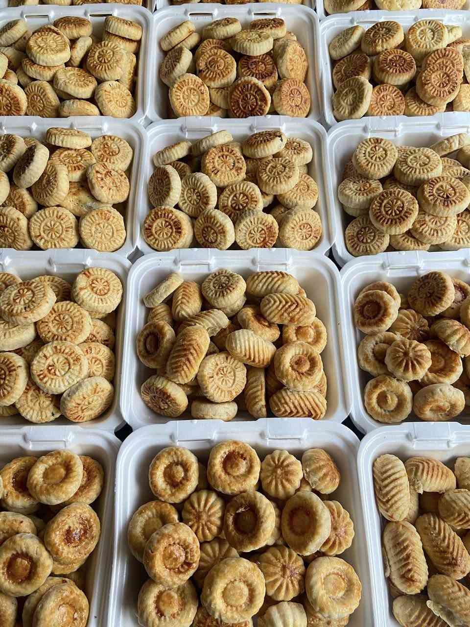 يا مساء الخيّر والعافيه ❤️😎 جزء بسيط من صور شغل كليجة اليوم عليكم بألف عافيه 🥹

لا أحلل استخدام صور شغلي 🥰

الحجز مفتوح يومياً على الكليجة طول فترة شهر رجب للحجز راسلونا خاص وتدللون 
التوصيل متوفر لجميع مناطق الكوت 🚗 
رقم الاتصال ***********
رقم الواتساب ***********
