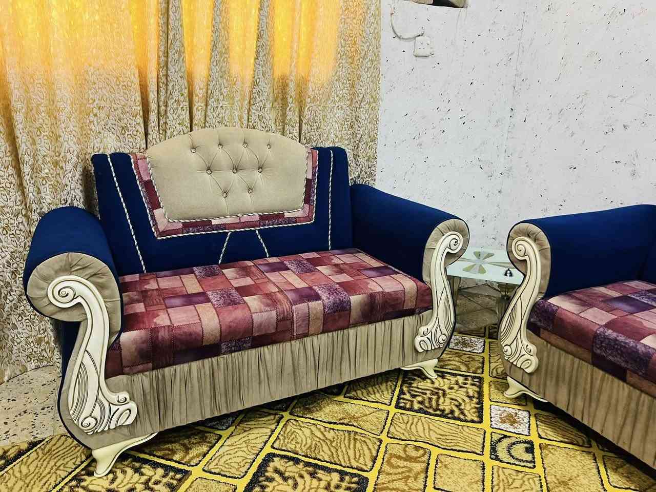 لمسة فخامة تغيّر شكل الصالة بالكامل 🤍
تصميم كلاسيك مميز بألوان راقية تجمع بين الهدوء والأناقة، مناسب لكل بيت يحب الذوق المرتب والراحة بنفس الوقت.

✔️ قماش ناعم ومريح
✔️ هيكل متين وجودة عالية
✔️ تصميم فخم يبرز جمال المكان
✔️ مناسب للضيوف والاستخدام اليومي

إذا تحبين صالة مرتبة وإطلالة راقية بدون تعب بالتنسيق، هذا التخم هو الاختيار المثالي 

  اشتريته بمليون اريده ب٥٠٠  الف هسه


**إذا كنت صاحب هذا الإعلان وتريد حذفه لأي سبب، رجاءا أرسل رسالة إلى الدعم الفني**