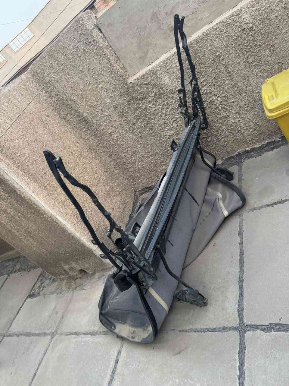 كشف رلانكلر 2023  ابواب 4 نضيف جدداً كامل هوة وملحقاتة السعر 300 دولار المكان السيدية  الرقم***********
