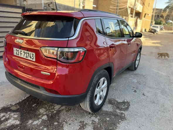 السلام عليكم ورحمة الله
للبيع سيارة: جيب كومباس  موديل 2021

•الضرر: جاملغ و باب السائق  ( البجم كبس ) 
•الرقم: اربيل الجديد 
•الايرباكات: دركة ودشبول
 
مكفولة من الشاصي و اللغد 

•المواصفات :
▪️المحرك: 2.4L (اربعة سلندر)
▪️ ماشيه 68 الف ميل 
▪️ويل كب  مع طقم تايرات جديد
▪️بصمه 
▪️تشغيل عن بعد
▪️كامرة خلفية
▪️كشنات السيارة جلد و مخمل 
▪️تدفئة لكشنات المقدمة ستيرن تدفئه 
▪️شاشة 
▪️تبريد قطعتين امامي وخلفي
▪️سايد بريك دكمة
▪️سستم صوت
▪️تحكم ستيرن جهتين بلوتوث وحاكية وكروس سرعة وتحكم صوت 
▪️نظام ABS مانع انزلاق
▪️ ، مرقمة أربيل وجاهزة.
السياره كامله وما ناقصها شي 

ملاحظة :  هنا بالعراق. صار بيها صبغ بالكرن مال الجاملغ امامي مكفول من الضربه والحادث 

السعر المطلوب: 147 💵💵 ورقة وبيها مجال 
 
مكانها : بغداد - الدوره 
للاتصال : ***********
