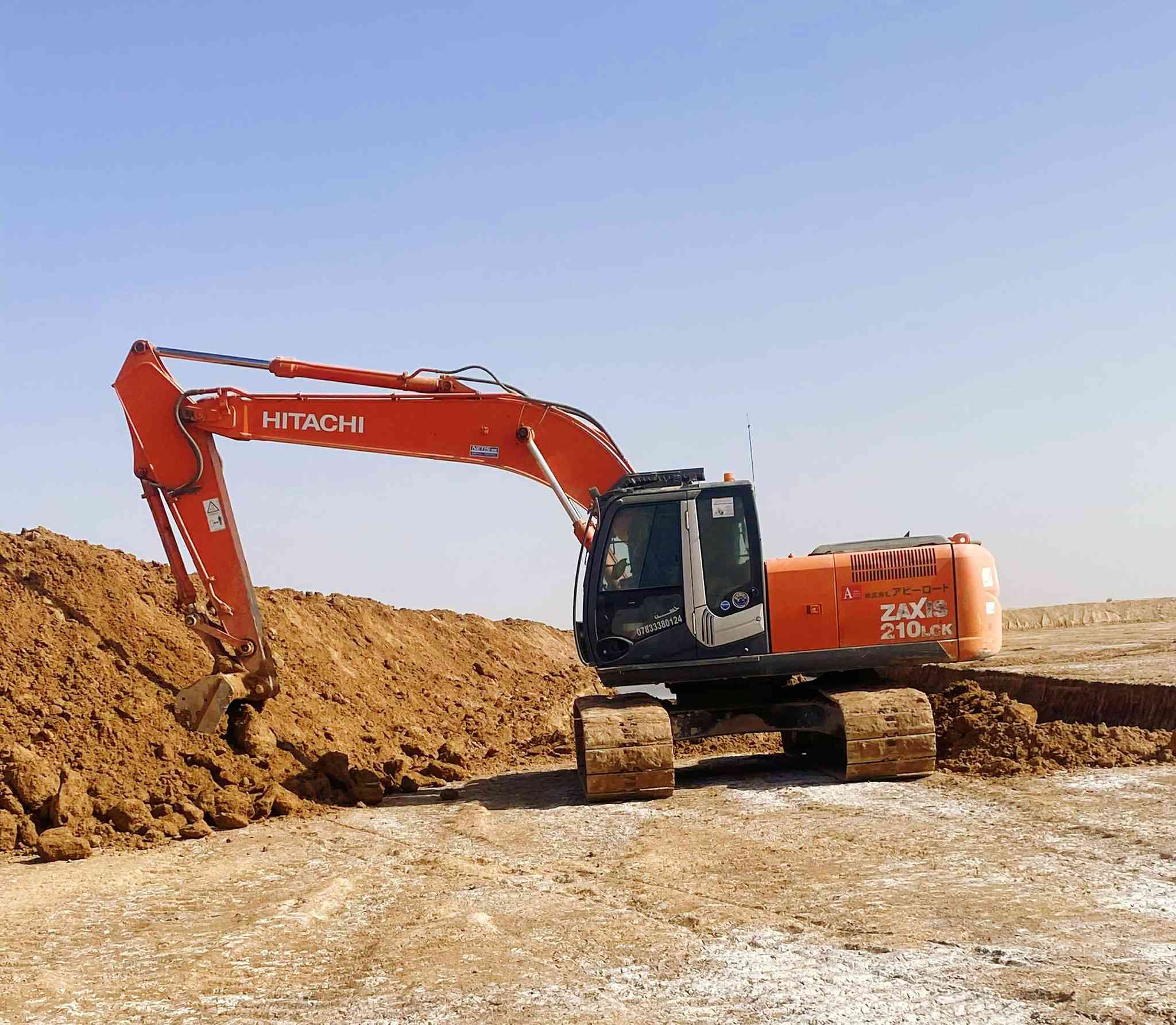 سلام عليكم للبيع زت ثري ياباني موديل 2014حجم 210الصي8روله مسسه نقار كفاله عامه  الاستفسار📞 ***********
