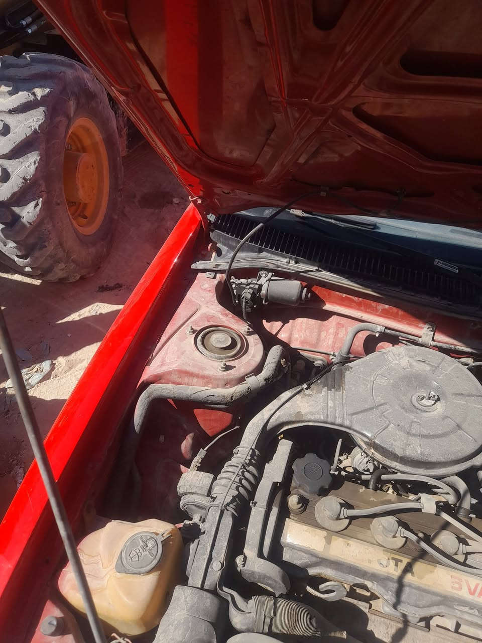 كورله للبيع موديل ٩٠ سياره جديده مصبوغه عام محرك كير بلادي مكفولات كهربائيات تبريد كله شغال سنتر لوك سياره نظيفه كلش مال جناي مكان بابل اتصل *********** واتساب
