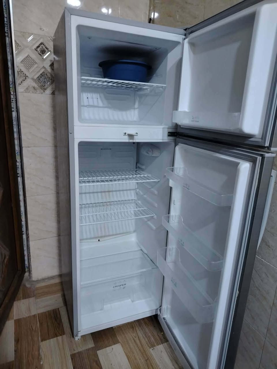 ثلاجه للبيع مستخدمه شي قليل نضيفه حييل قدم 12 سعر 150


**إذا كنت صاحب هذا الإعلان وتريد حذفه لأي سبب، رجاءا أرسل رسالة إلى الدعم الفني**