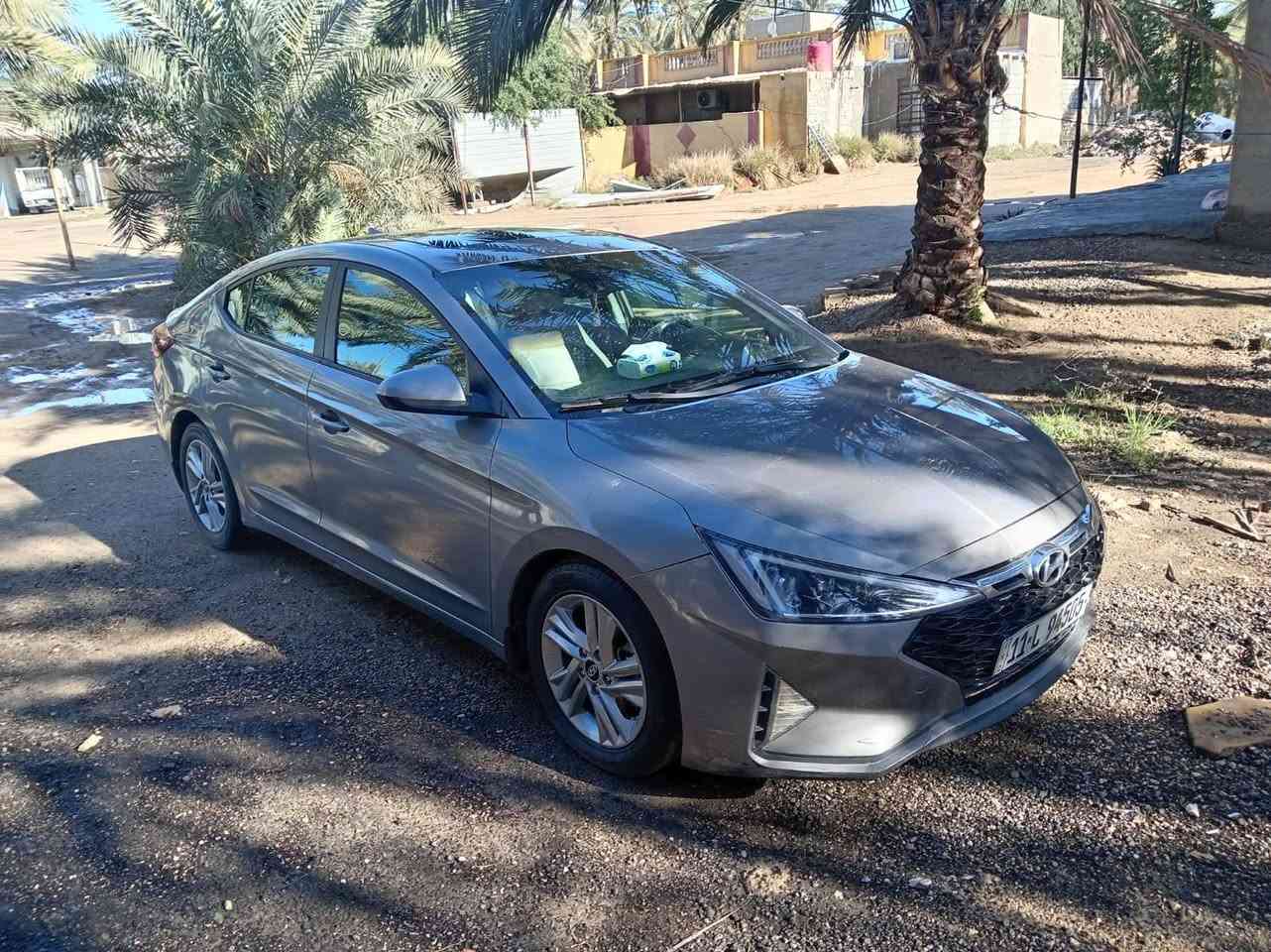 للبيع النترا ٢٠٢٠  فول
صبغ ٣ قطع 
ماشيه ٧١ 

بدون دواخل  
بصمه 
فتحه
شاشه كبيره 
كشنات جلد
مكين ٢٠٠٠ 
السياره جديده مانقصه اي شي 
كربلاء الحسينيه 
***********
رقم بغداد 
السعر ١٣٥ وبيها مجال
