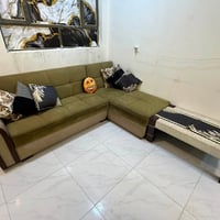 ٥ مقاعد • كونر • نظيف