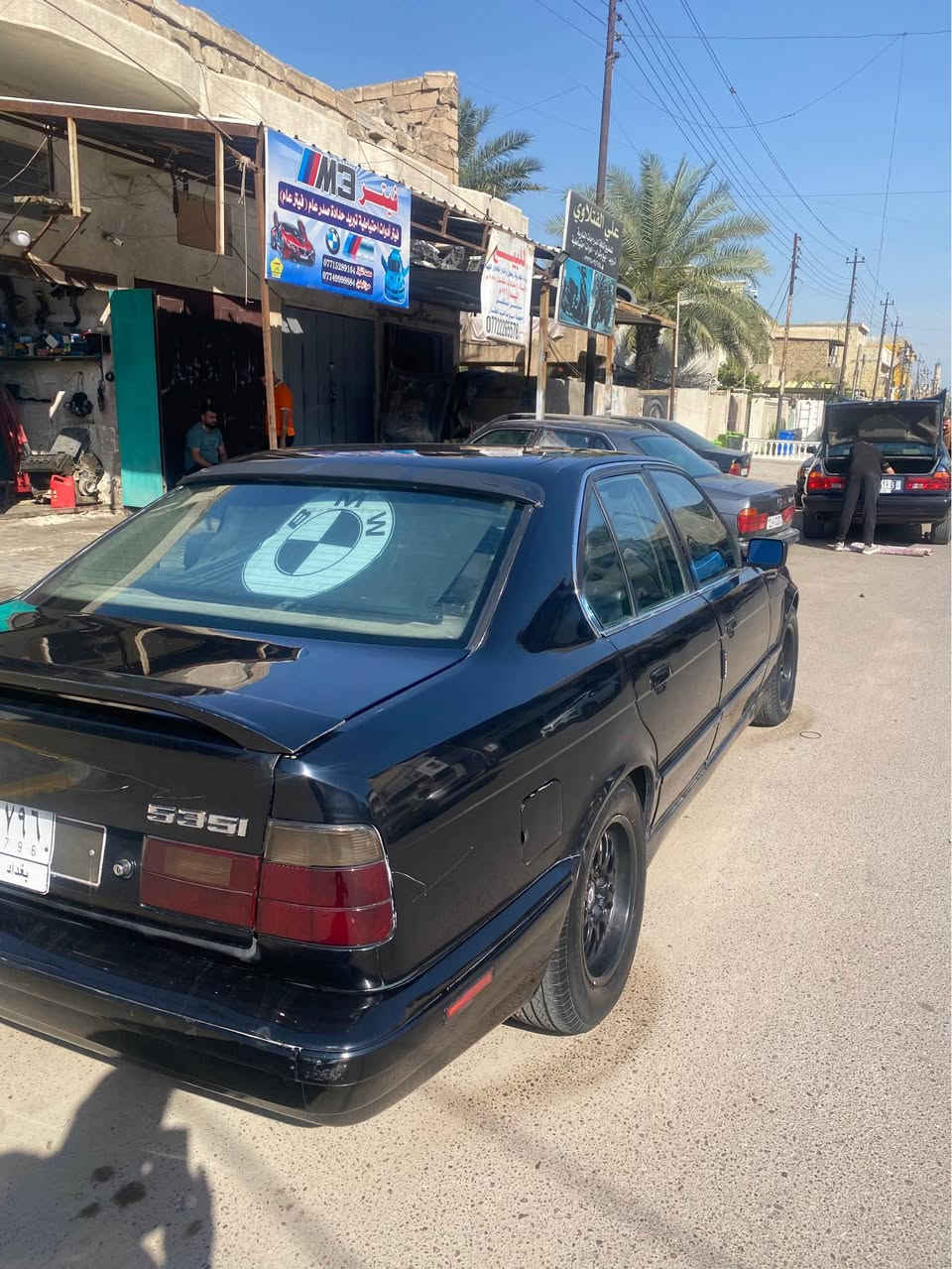 Bmw بي ام دبليو 
مكينة ٥٣٥ اصل جديدة مع الكير مصار فترة سبوع من شديتهن 
كراسي خرن ميموري عقل جدد جلد اسود  
لون اسود ملكي 
تبريد ثلج منضومة جديدة مشدودة بيها 
بيها شلعة الة تشك الكاع 
السعر ٤٨ ورقة وبيها مجال بسيط للي يريد السيارة كلش نضيفة ولا قطرة خياس نهائيا وكاملة مابيها اي نقوصات 
للتواصل واتساب او خاص 
*********** بغداد, العراق
