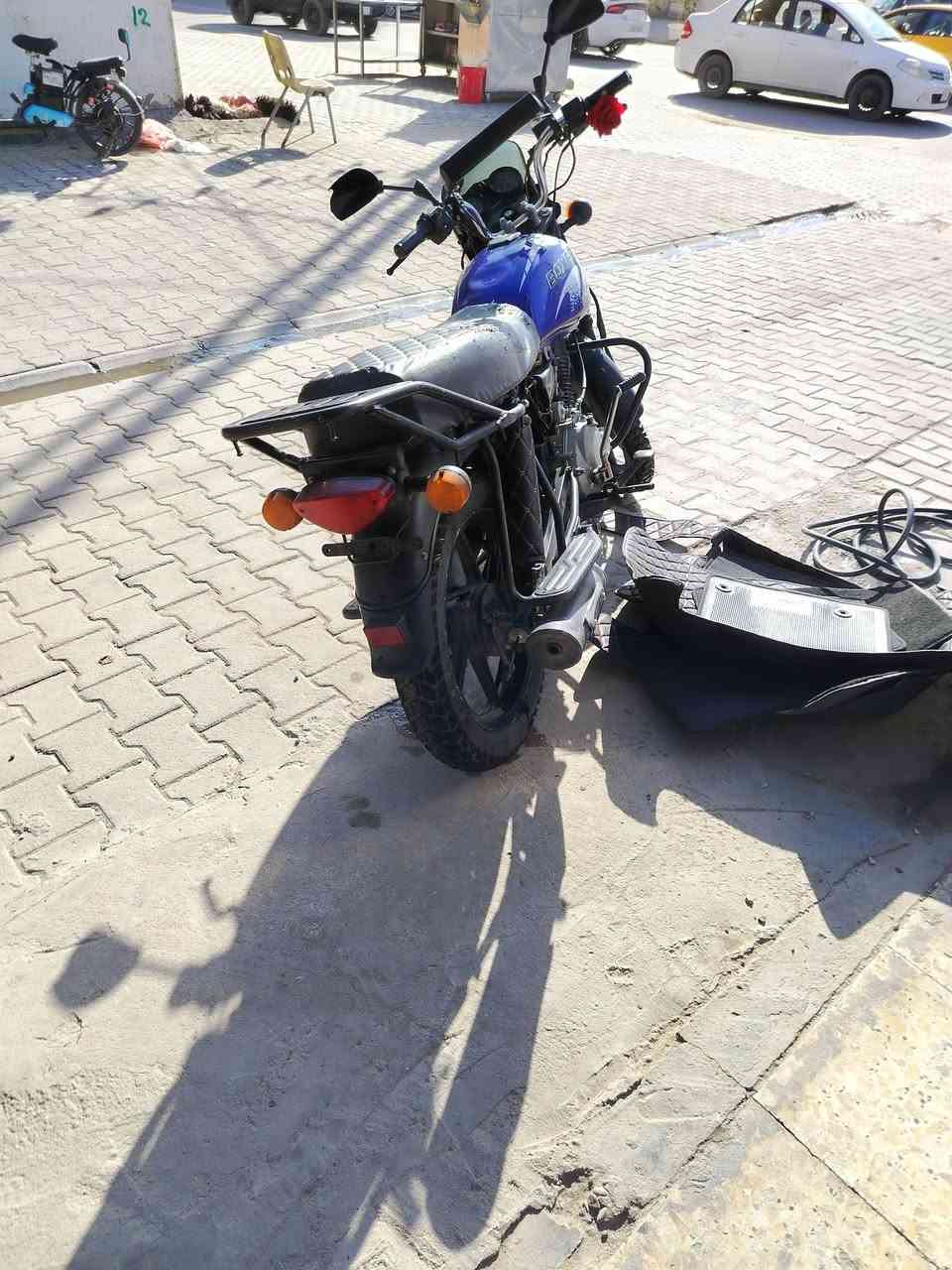 دراجه بوكسر للبيع موديل ٢٠٢٢ ماشي 546900 الي يريد اتصال فقط على رقم هاتف ***********
