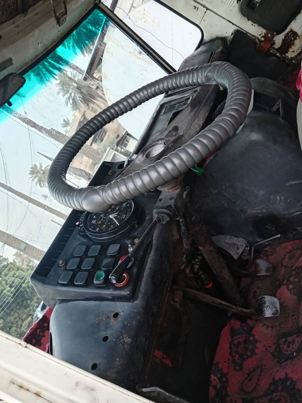 السلام عليكم
مارسدس خرسة 81 بلادية محرك ستندر المكان بغداد الدورة السعر 5 مليون الاتصال على الرقم ***********
