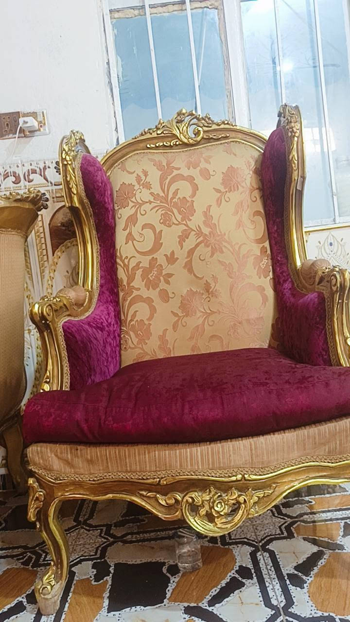 تخم عشره مقاعد نضافه 100/90 الشراي يتصل *********** سعره ٤٠٠وبي مجال
