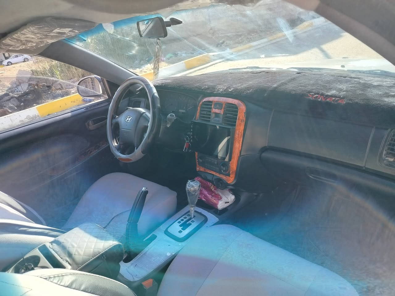 للبيع سوناتا وفود 2005 امريكي ضرر جاملغ امامي فقط 
محرك 2400 مسكر 

سياره جاهزه ما ناقصها شي فقط صبغ لان بيها جراد

 تخم تاير +صدري امامي خلفي + باتري جديد 

تدفئه تبريد شغال 
رقم بغداد الجديد وسنويه لل2030

السعر 65 وبيها مجال 

مكان السياره الانبار 

***********
