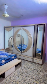 مكلف بنشر غراض اللبيع نضيفه اخوه الجديد  1غرفه نوم 8 قطع ملكه سعره ب 4...