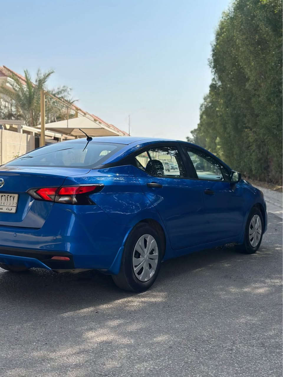 السلام عليكم
نيسان فيرسا 
موديل 2021
موصفات نص فول 
رادار امامي وخلفي 
تحديد مسار 
وارد امريكي
بصمه
تحكمات ستيرن
حساسات خلفيه
كير توماتيك 
ماشيه 35 
مكانها كربلاء 
السعر 105
*********** كربلاء, العراق
