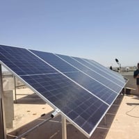 منظومة شمسية • ٦ ألواح ٦٣٠ واط • بطاريات ٢٠kWh