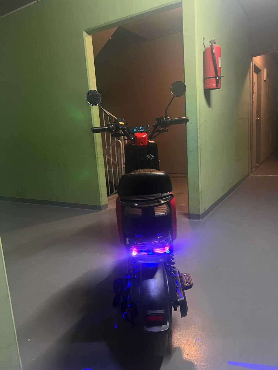 سلام عليكم دراجه شحن ار 9 البيع المواصفات المواصفات بطاريات خمسة قابل الزيادة رجوع بك أربع نمر كهربائيات كذا شغالة مكاني بغداد بسمايه ￼قريه 10 السعر 450 وبي مجال حق الجيه 
***********  وتساب
