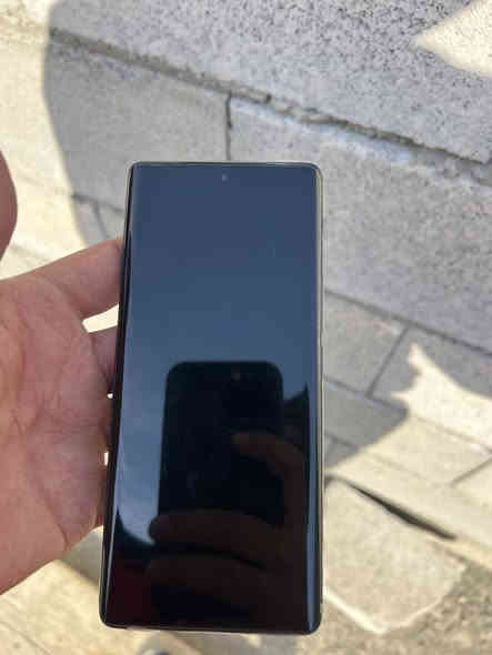 جهاز بعده جديد اقل شهرين مشتغل السعر ٣٠٠ وبي مجال شي بصيط ***********
